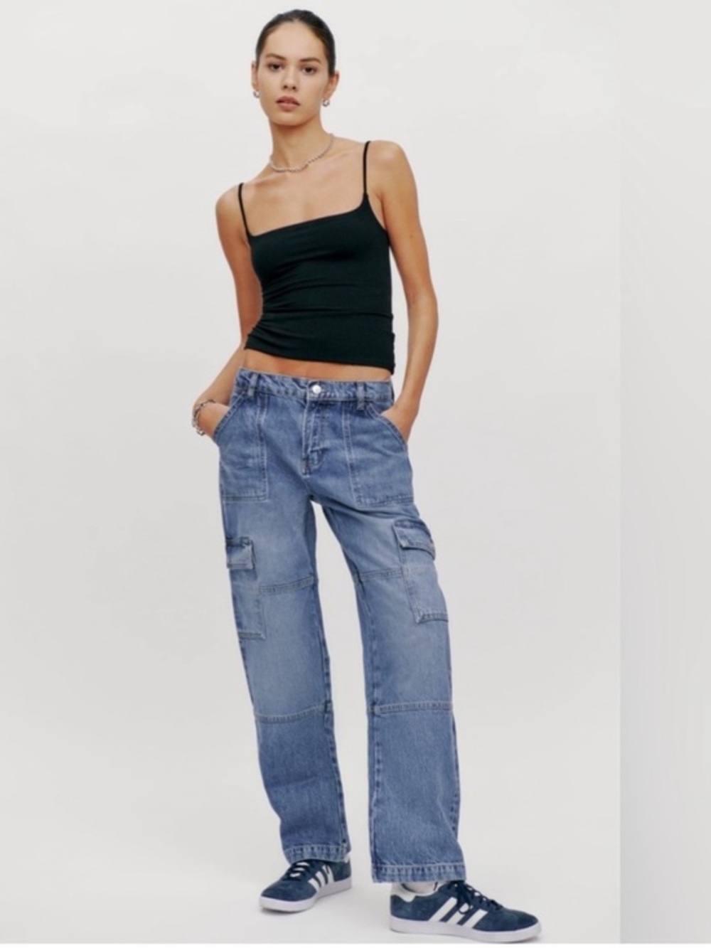 Reformation McKenna mid rise slouch cargo jeans Size 25